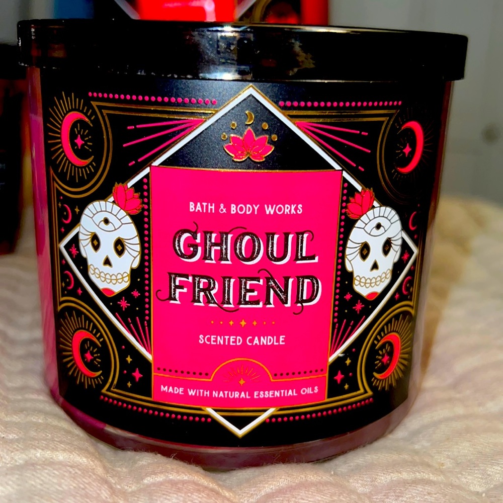 Bath and Body Works: Ghoul Friend Candle 👻